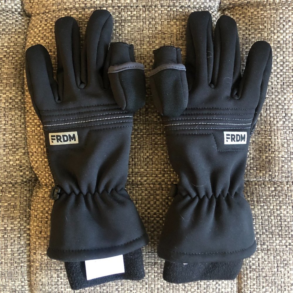 FRDM gloves with flip thumb and pointer finger